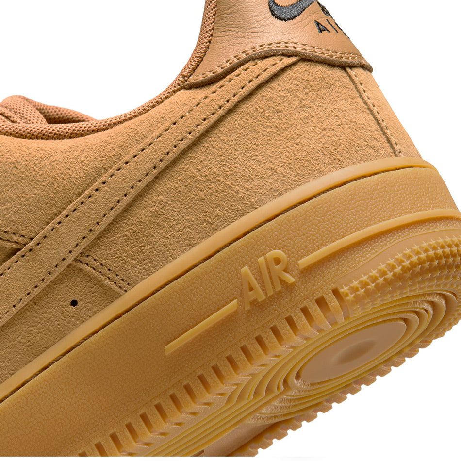 NikeSB - Air Force 1 "Wheat" - Flax/Flax-Black