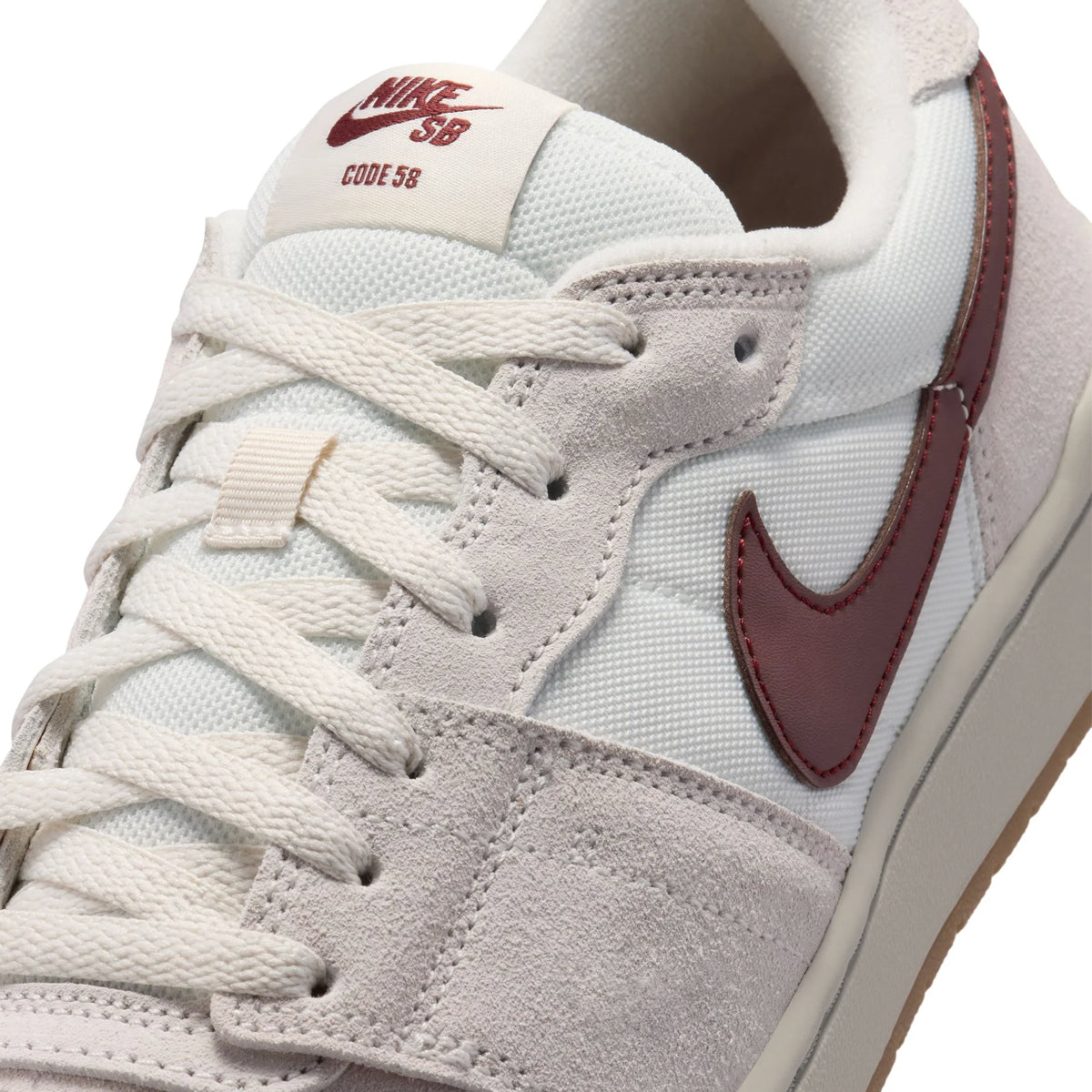 NikeSB - Code 58 - Summit White/Mystic Dates