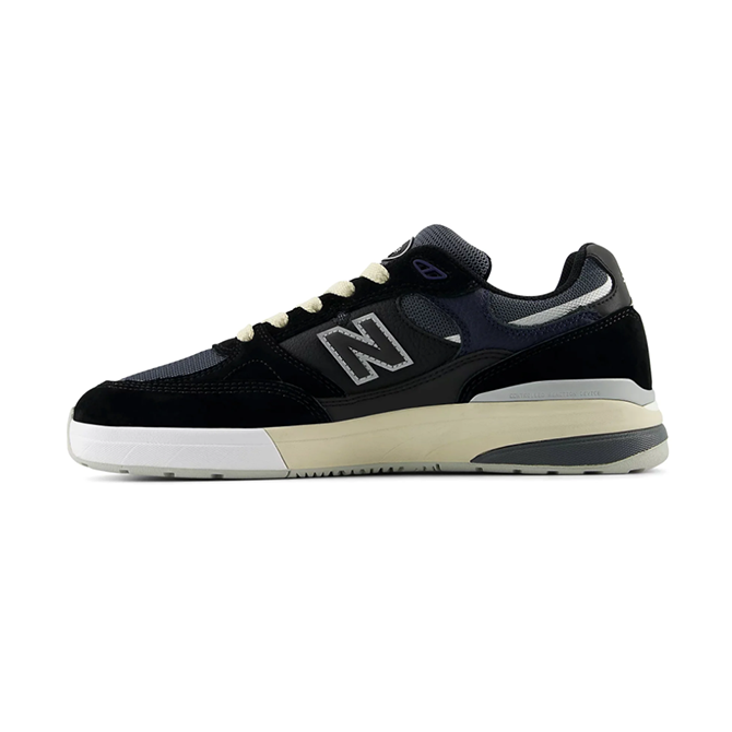 New Balance Numeric - UN933BNT - NM933 - Black/Eclipse