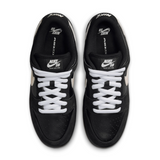 NikeSB - Dunk Low Pro - Black/White-Black