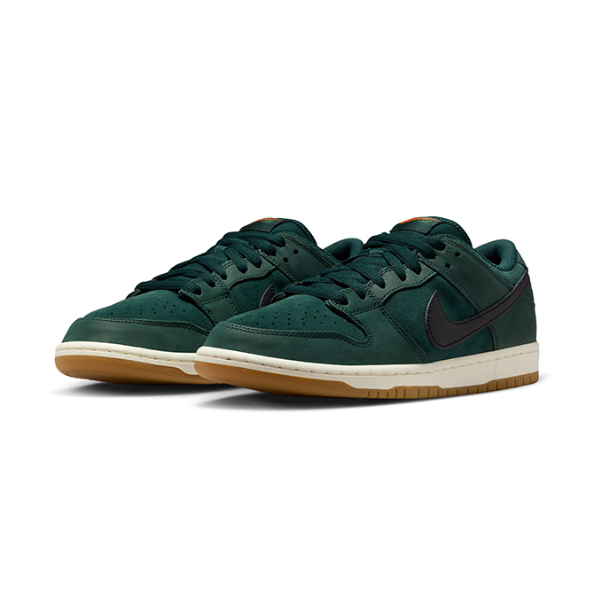 NikeSB - Dunk Low Pro - Deep Fir/Black-Fir-Sail - Hemley Skateboarding