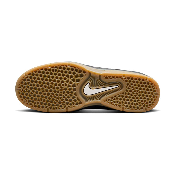 NikeSB - Vertebrae - Black/Summit White/Anthracite